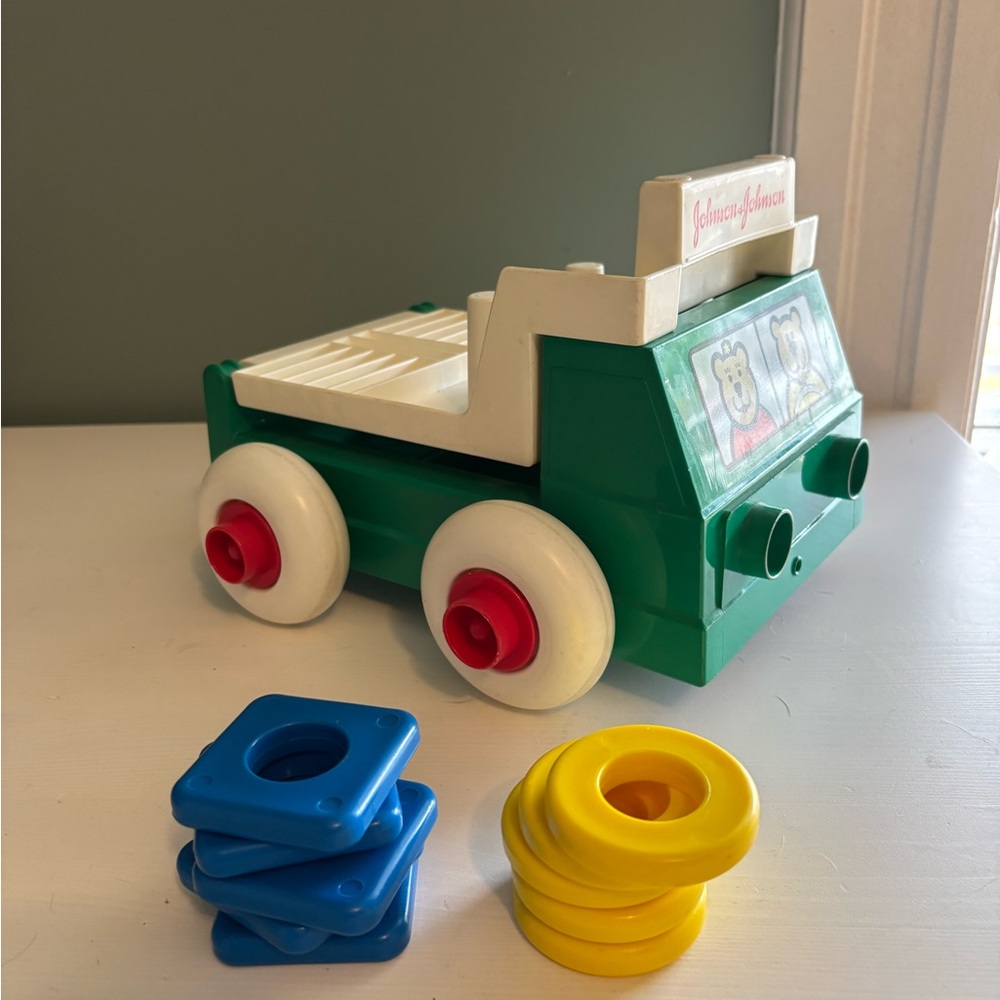Vintage Johnson & Johnson Stack and Dump Truck Toy Made in USA 1983 + 10 Shapes